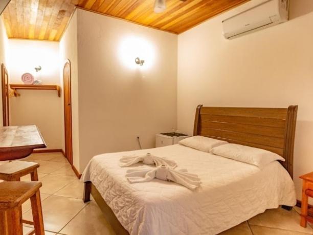 Suites Beija-Flor Araquari Exteriör bild